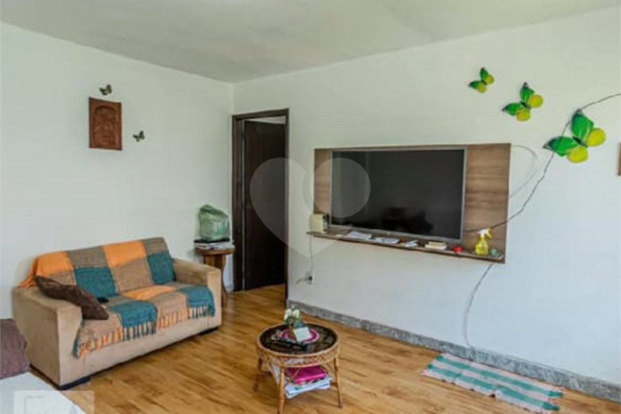 Sobrado à venda com 4 quartos no Brasilândia, São Paulo, SP