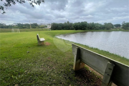 Casa à venda com 3 suítes no condomínio Jardim Residencial Helena Maria, Sorocaba - SP