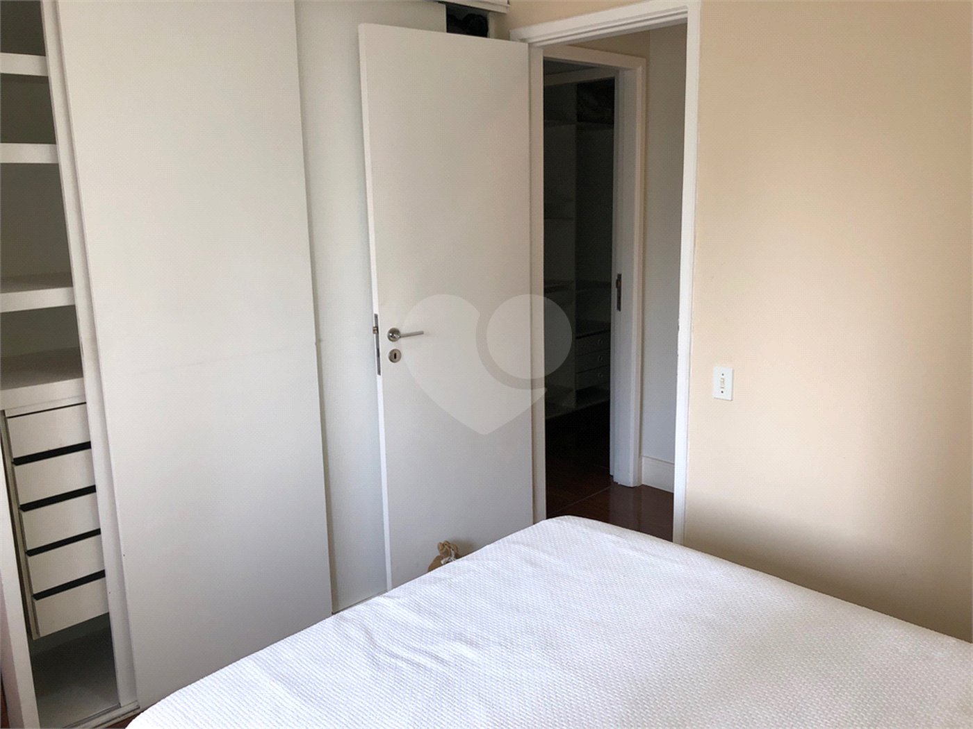 Apartamento à venda ou para alugar com 3 quartos, sendo 1 suíte,  em Jardim Paulista, São Paulo, SP