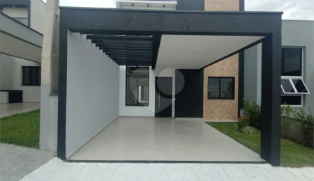 Casa à venda com 3 quartos, sendo 2 suítes, no condomínio Vila Rica, Indaiatuba - SP