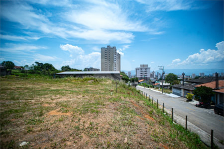 Área de Terra à venda em Jardim Paulista, Taubaté, SP