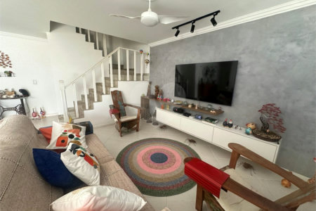 Casa à venda com 4 quartos, sendo 3 suítes, no condomínio Jardins de Florença, Rio de Janeiro - RJ
