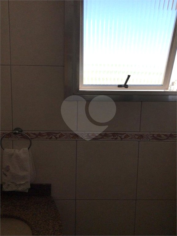 Apartamento à venda com 2 quartos, sendo 1 suíte,  em Itararé, São Vicente, SP