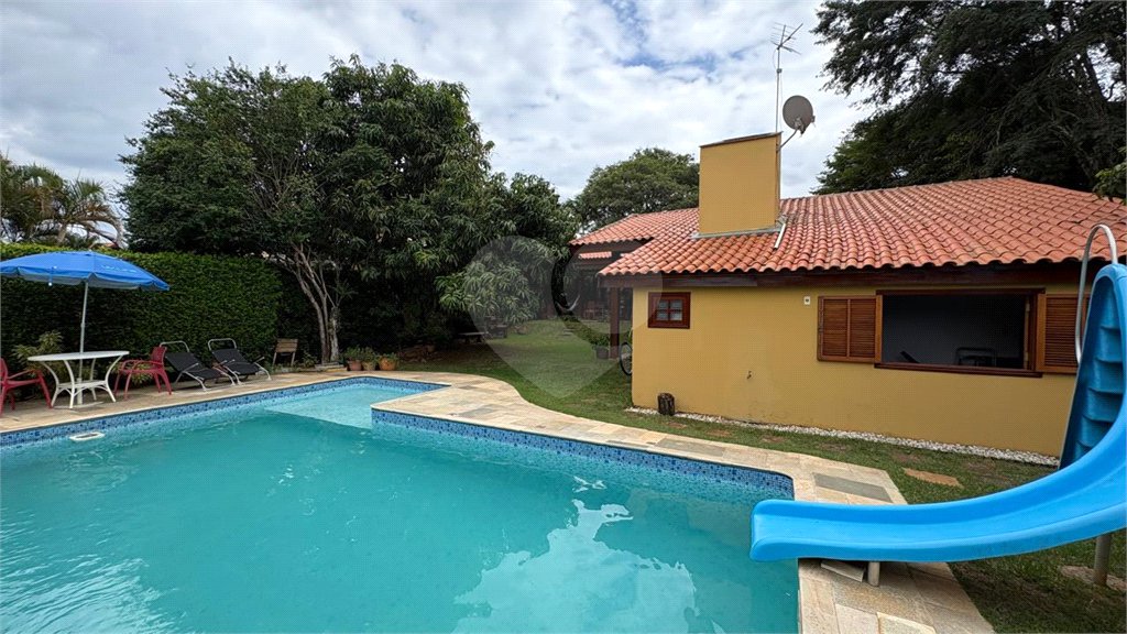 Casa à venda com 4 quartos, sendo 2 suítes,  no condomínio Vivendas do Lago, Sorocaba - SP