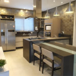 CASA A VENDA NO URBANOVA, CONDOMINIO JAGUARY, 4 DORMITORIOS, 4 SUITES, 5 VAGAS, PISCINA, SJC