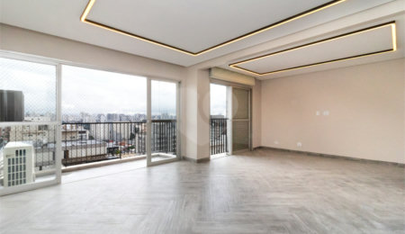 Apartamento à venda com 3 quartos, sendo 1 suíte,  em Indianópolis, São Paulo, SP