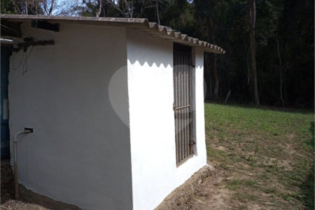 Sítio à venda com 2 quartos em Mogi das Cruzes, SP