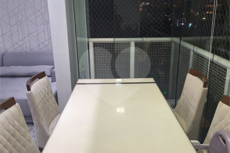 Apartamento à venda com 3 quartos, sendo 1 suíte, em Vila Andrade, São Paulo, SP