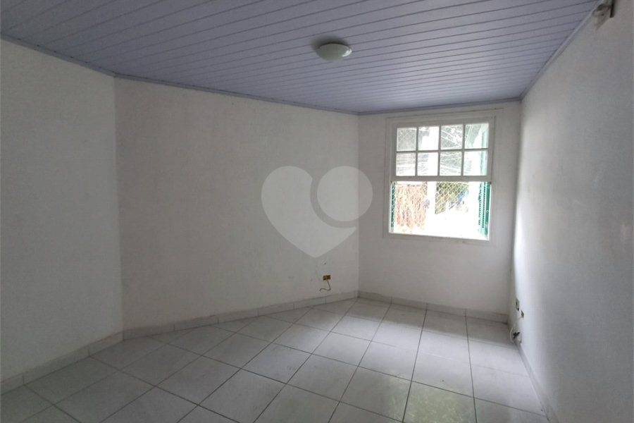 Casa à venda ou para alugar com 4 quartos, sendo 1 suíte, em Tremembé, São Paulo, SP