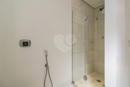 Apartamento à venda com 3 suítes em Cidade Monções, São Paulo, SP