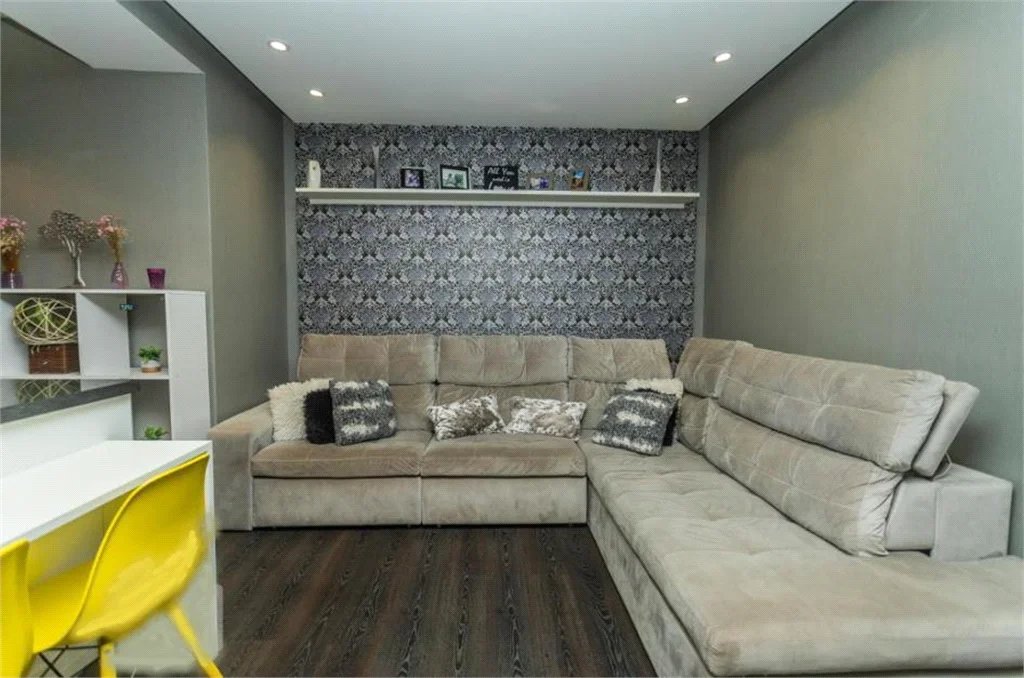 Apartamento à venda com 3 quartos, sendo 1 suíte, em Vila Anastácio, São Paulo, SP