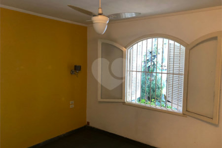 Casa Térrea à venda com 4 quartos, sendo 2 suítes, em Jardim das Bandeiras, São Paulo, SP