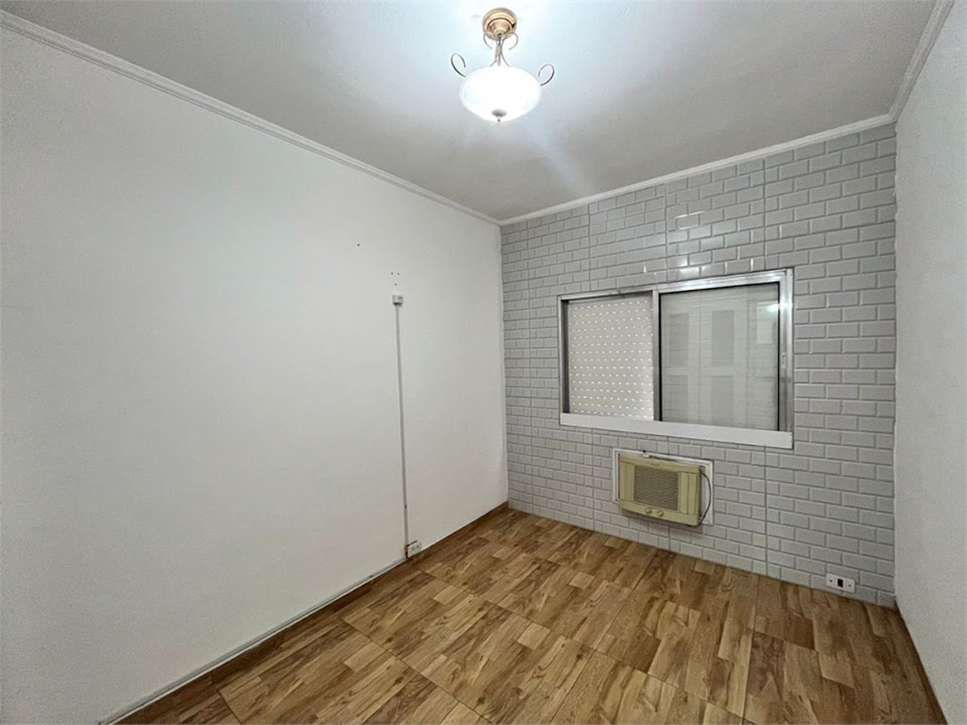 Apartamento com 2 dormitórios à venda, 80 m² por R$ 290.000,00 - Enseada - Guarujá/SP