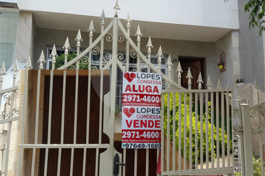 Sobrado à venda ou para alugar com 3 quartos, sendo 1 suíte, em Anália Franco, São Paulo, SP