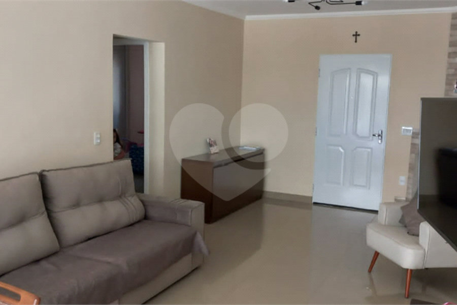 Casa à venda com 3 quartos, sendo 1 suíte, no condomínio Sausalito, Mairiporã - SP
