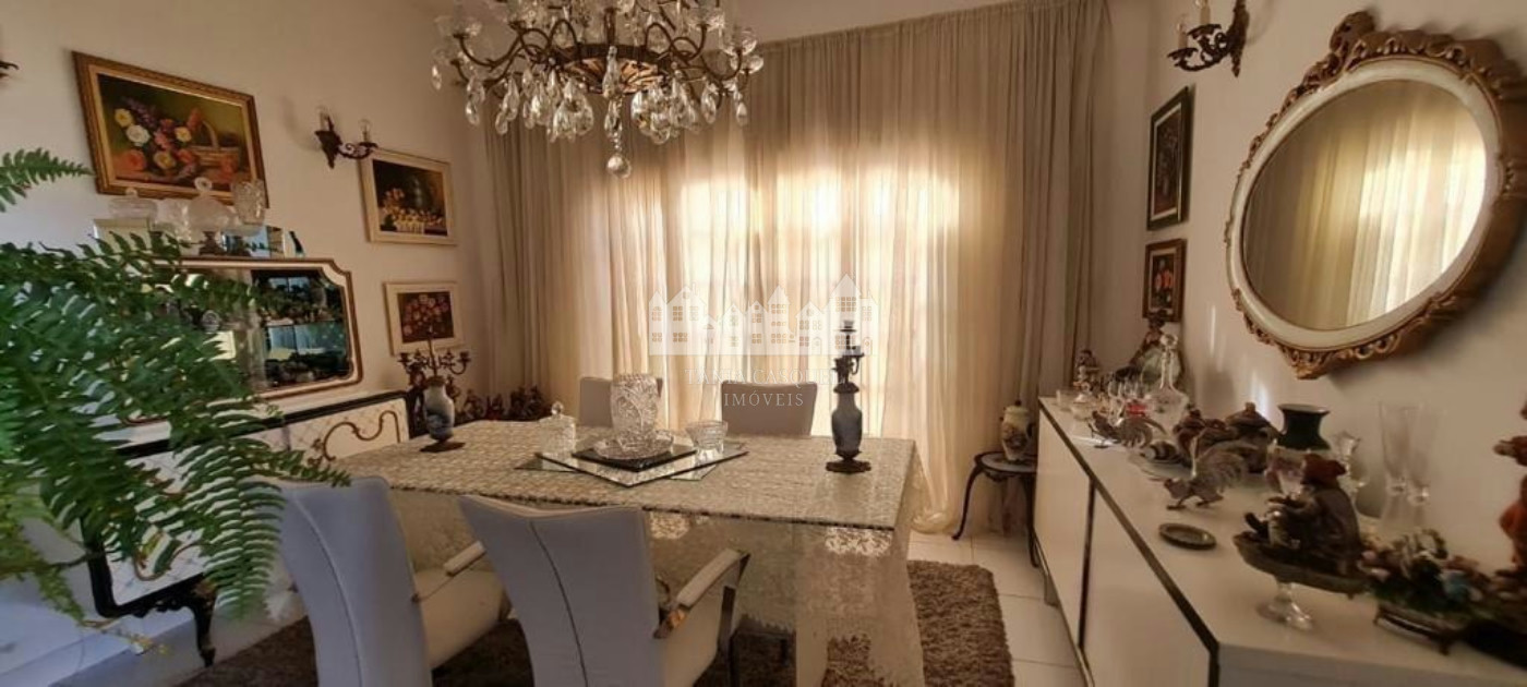 Casa à venda com 3 quartos, sendo 1 suíte, em Vila Santista, Atibaia, SP