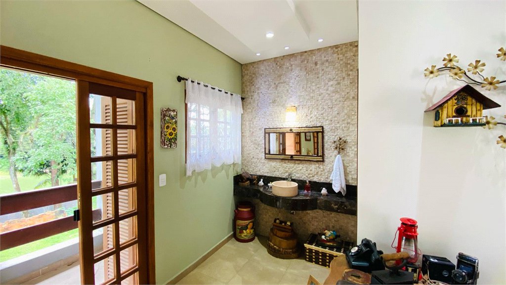 Casa à venda com 3 suítes em Dos Finco, São Bernardo do Campo, SP