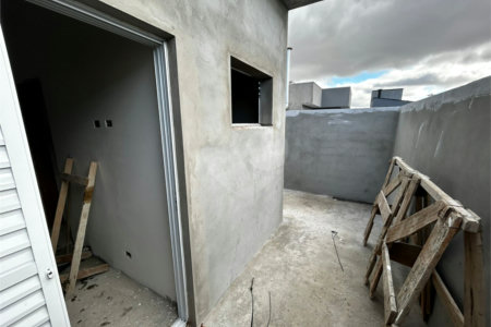 Casa à venda com 3 quartos, sendo 1 suíte,  no condomínio Lago dos Ipês, Itapetininga - SP
