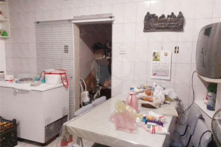 Casa à venda com 4 quartos, sendo 1 suíte, em Vila Gustavo, São Paulo, SP