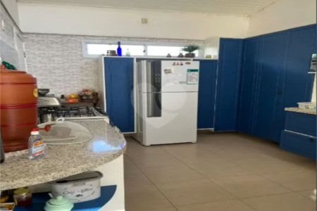 Casa à venda com 5 quartos, sendo 2 suítes,  no Centro, Itupeva, SP