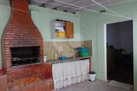 Casa à venda com 3 quartos, sendo 1 suíte,  em Jardim Londrina, São Paulo, SP