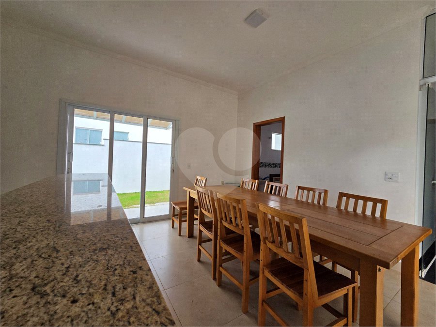 Casa à venda com 3 suítes no condomínio Jardim Solar do Bosque, Sorocaba - SP