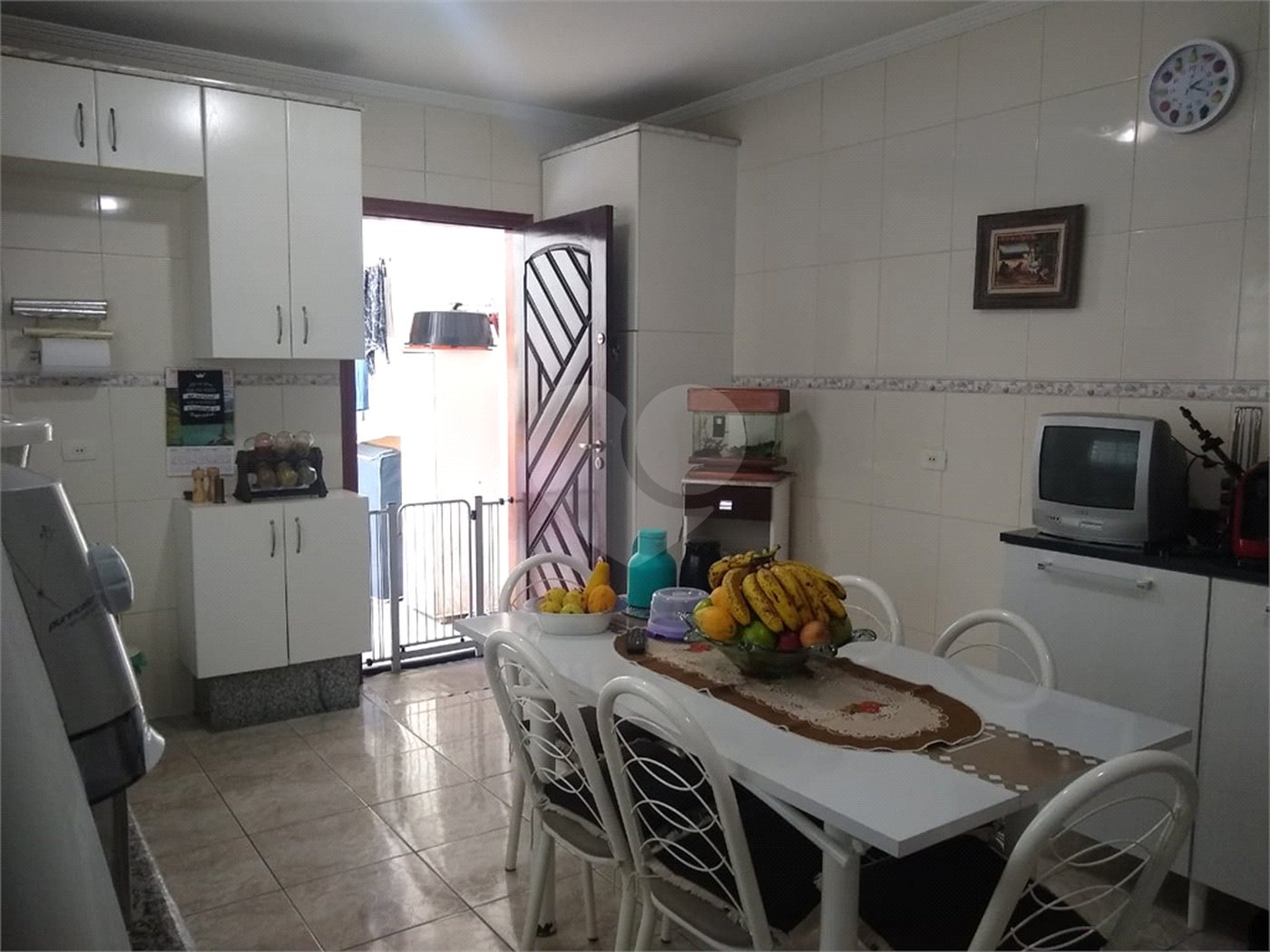 Sobrado à venda com 3 suítes em Vila Nivi, São Paulo, SP