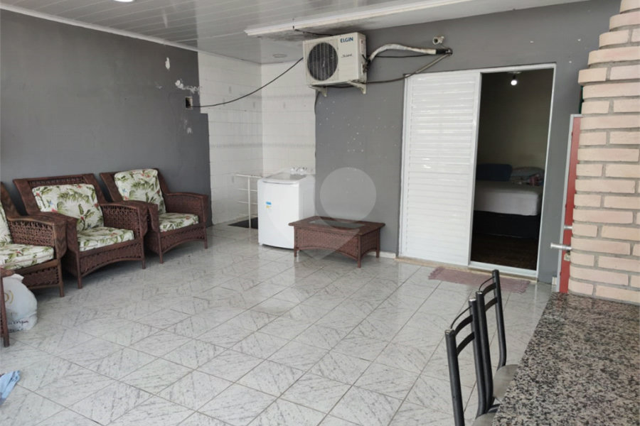 Sobrado à venda com 2 quartos no Brasilândia, São Paulo, SP