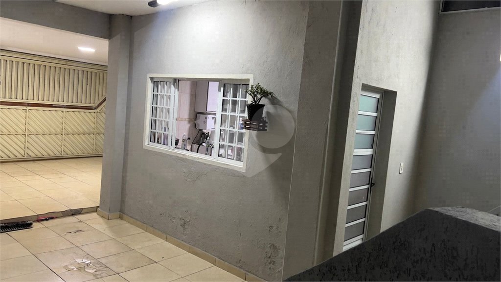 Sobrado à venda com 3 quartos em Cidade Kemel, São Paulo, SP