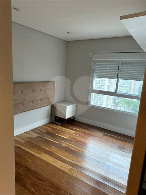 Apartamento para alugar com 3 suítes em Vila Gertrudes, São Paulo, SP