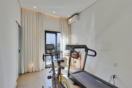 Casa Térrea à venda com 3 suítes em Alto da Boa Vista, São Paulo, SP