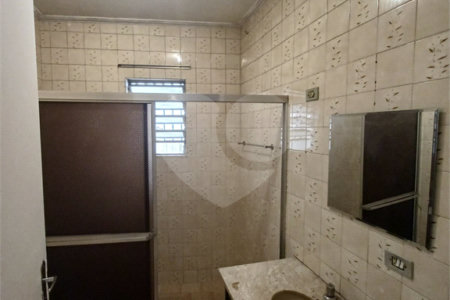 Casa à venda com 3 quartos, sendo 1 suíte, em Jardim Santo Elias, São Paulo, SP