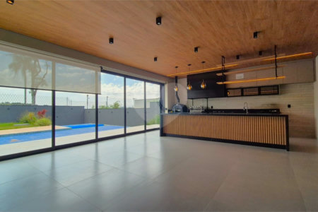 Casa à venda com 4 suítes no condomínio Residencial Saint Patrick, Sorocaba - SP
