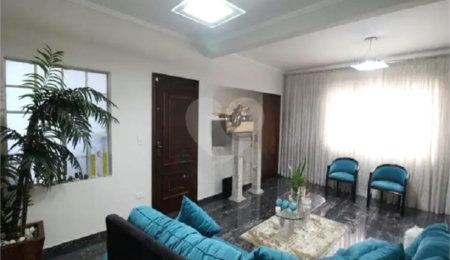 Sobrado à venda com 3 quartos, sendo 1 suíte,  em Santana, São Paulo, SP