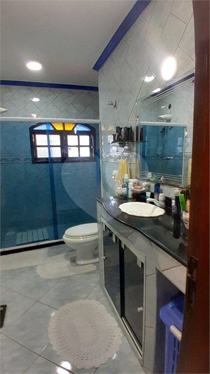 Casa à venda com 4 quartos, sendo 1 suíte, em Bangu, Rio de Janeiro, RJ