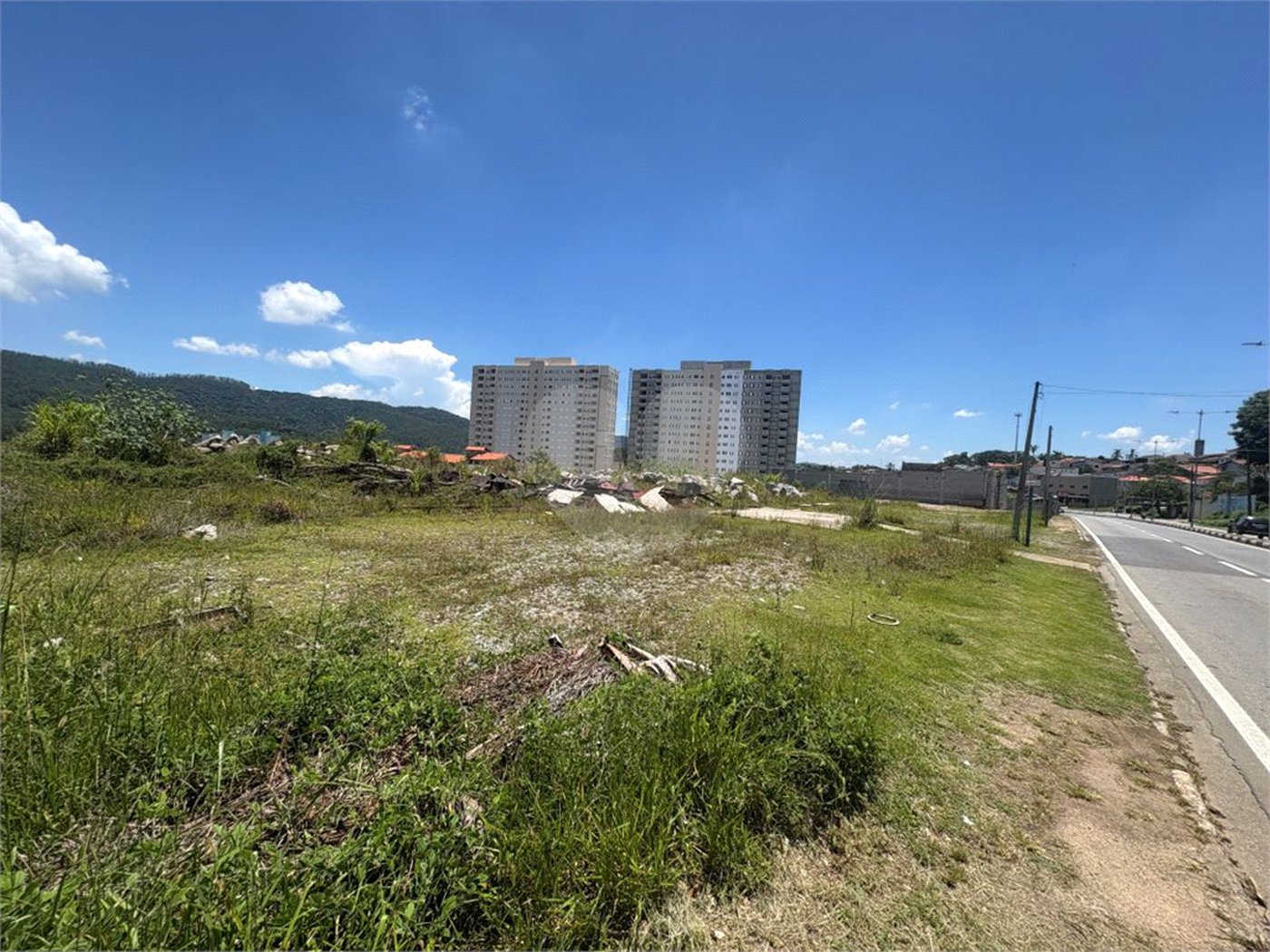 Terreno à venda em Vila Suissa, Mogi das Cruzes, SP