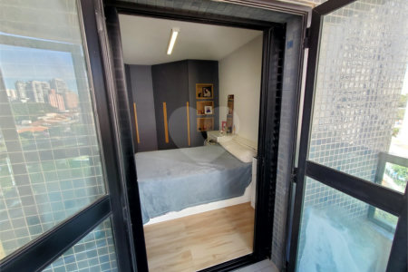 Apartamento à venda com 3 quartos, sendo 1 suíte,  em Santo Amaro, São Paulo, SP