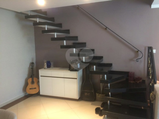 Casa à venda com 4 quartos, sendo 3 suítes,  em Santana, São Paulo, SP