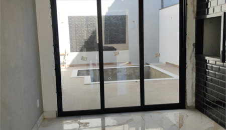 Casa à venda com 3 suítes no condomínio Aruã Brisas, Mogi das Cruzes - SP