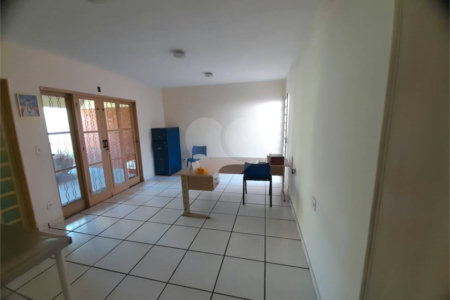 Casa térrea a venda na Vila Brasilia
