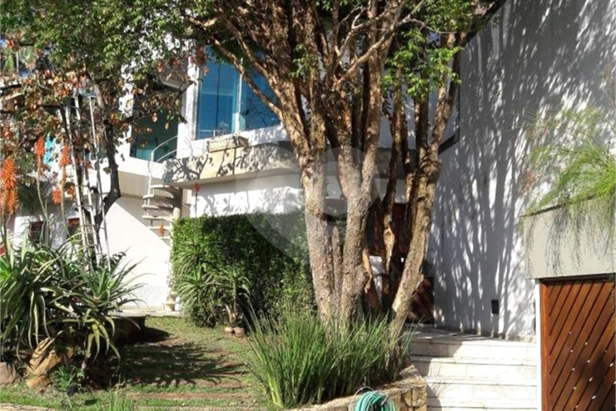 Sobrado à venda com 3 suítes em Tremembé, São Paulo, SP