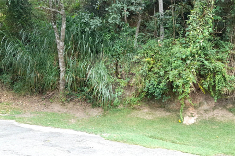 Terreno à venda no condomínio Alpes da Cantareira, Mairiporã - SP