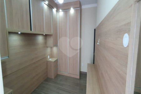 Casa à venda com 3 quartos, sendo 1 suíte, no condomínio Vila Paraty, Indaiatuba - SP