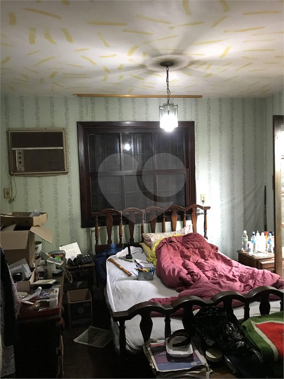 Sobrado à venda com 4 quartos, sendo 2 suítes,  em Vila Mariana, São Paulo, SP