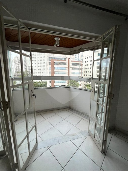 Apartamento à venda com 3 quartos, sendo 1 suíte,  em Bela Aliança, São Paulo, SP