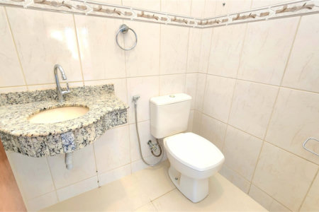 Casa à venda com 3 quartos, sendo 1 suíte, no condomínio Bouganville, Araraquara - SP