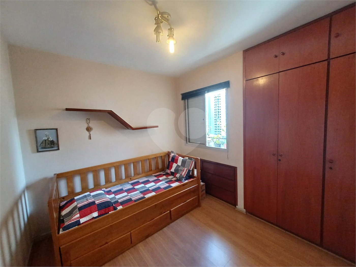 Apartamento à venda com 3 quartos, sendo 1 suíte, em Jardim das Acácias, São Paulo, SP