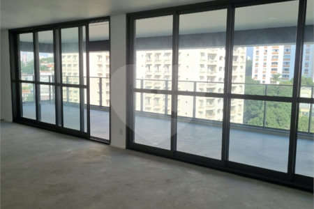 Apartamento à venda com 4 quartos, sendo 3 suítes, em Sumaré, São Paulo, SP