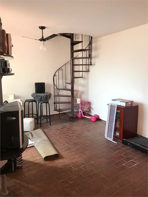 Casa à venda com 2 quartos, sendo 1 suíte, em Lapa de Baixo, São Paulo, SP