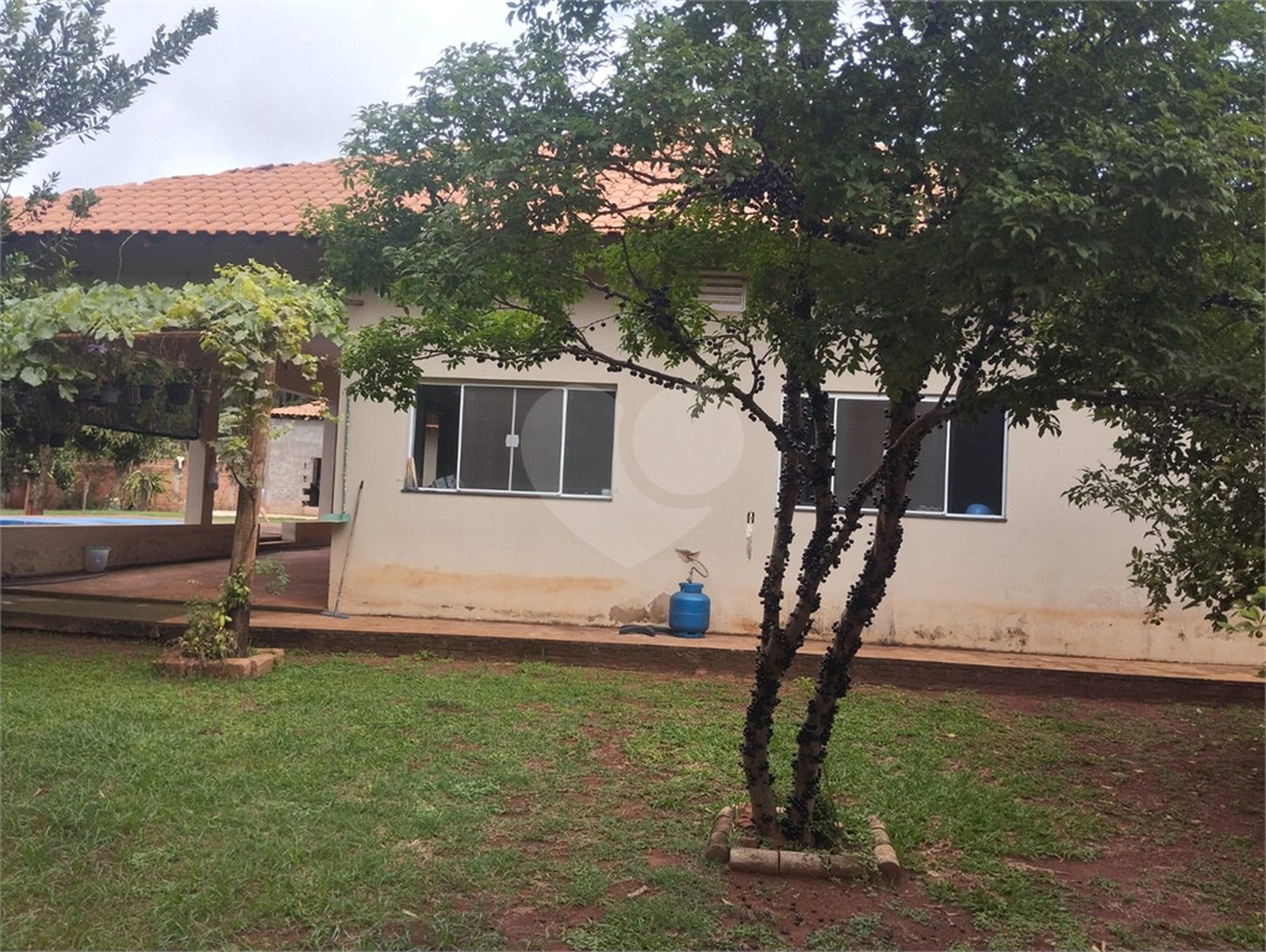Chácara à venda com 3 quartos, sendo 1 suíte, em Chácara Flora Araraquara, Araraquara, SP